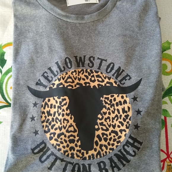 Yellowstone Dutton Ranch Black T-Shirt - Officially Licensed Western TV Show Merchandise
